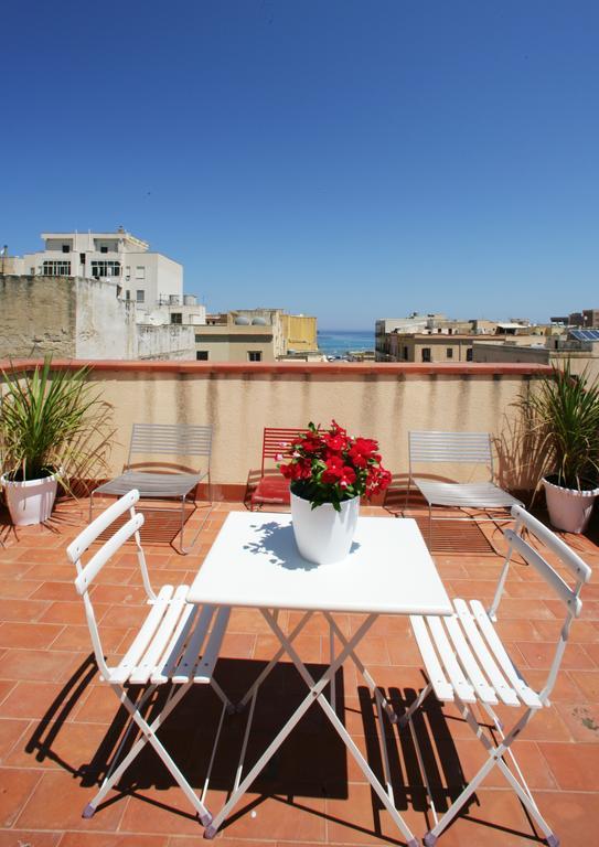 Scudaniglio Apartments Trapani Szoba fotó