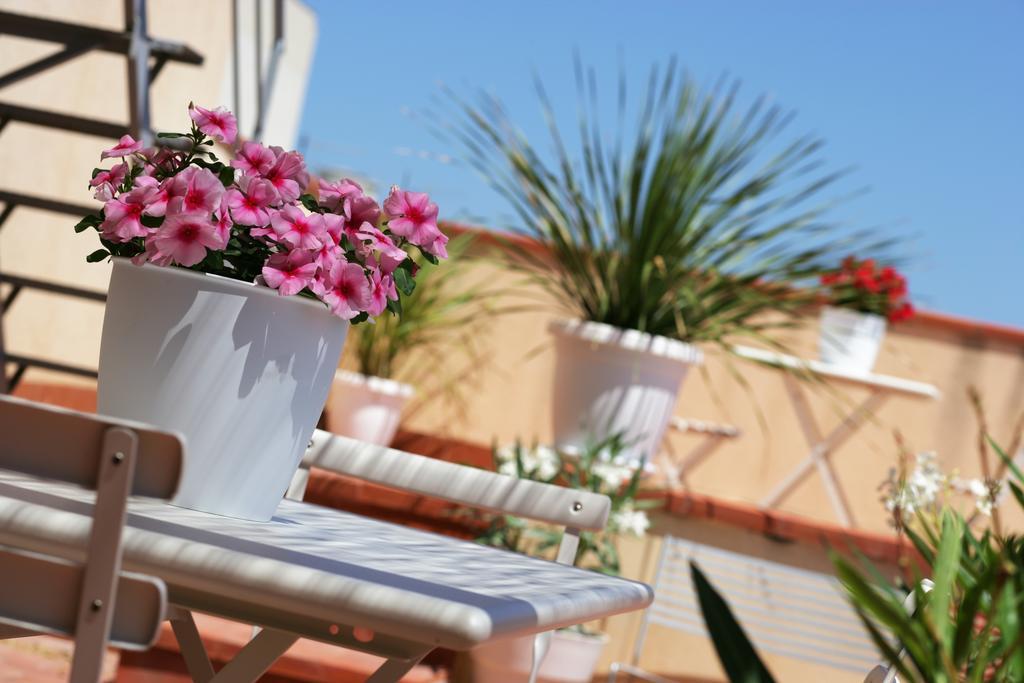 Scudaniglio Apartments Trapani Szoba fotó